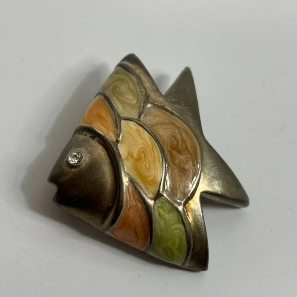 Enamel Fish Brooch Rhinestone Eye Silver Tone Whimsical Animal Pin - Picture 1 of 7